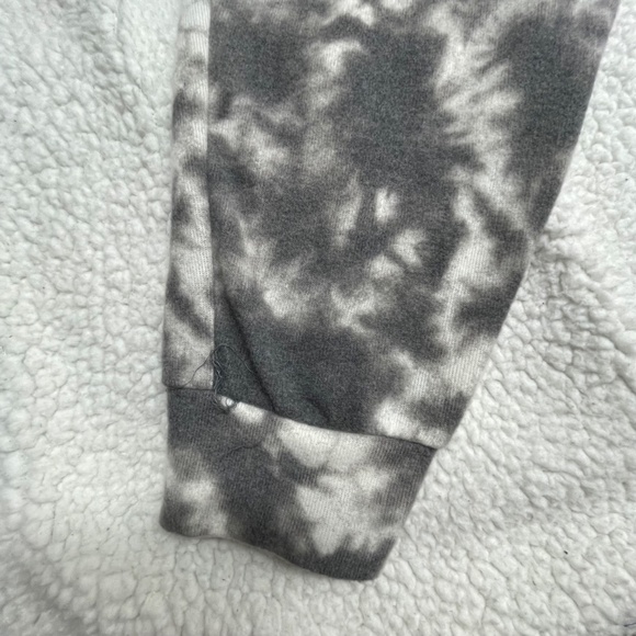 Women’s 1X New Directions, Gray/White Pajama/Sweats - Picture 7 of 11